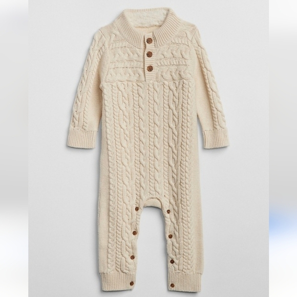 Gap French vanilla cable knit one piece 9-12 months euc - Picture 1 of 6